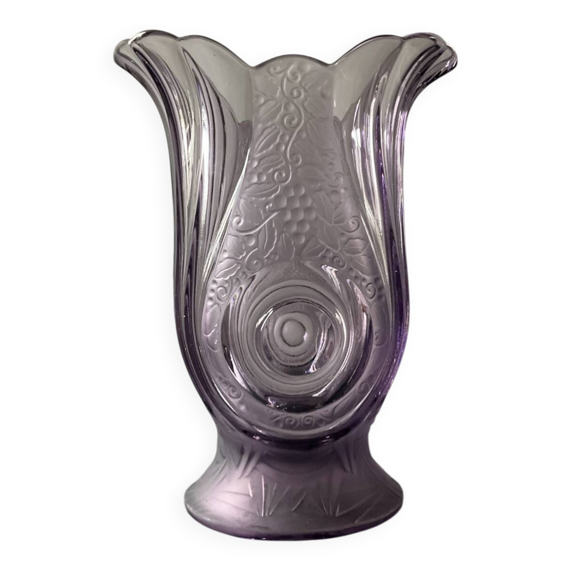 Art Deco vase Brockwitz-Germany in violet glass, signed.