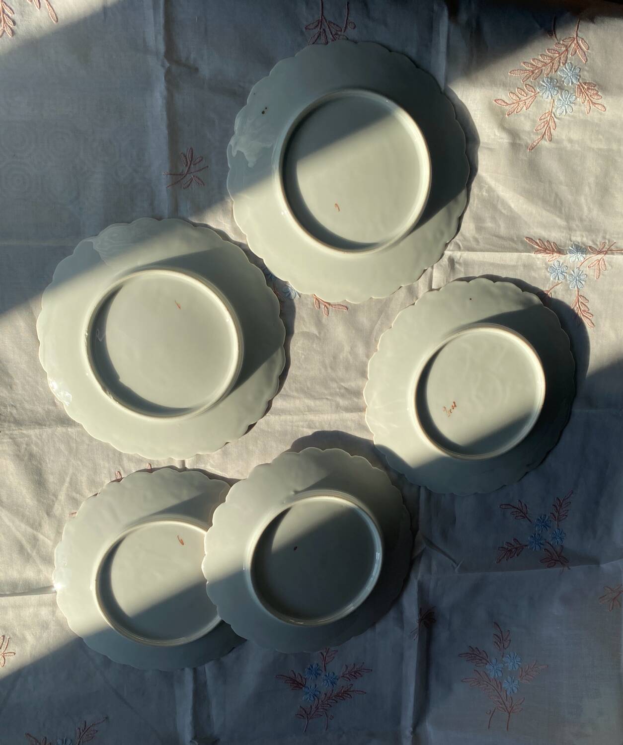 Set of 5 Art Nouveau dessert plates