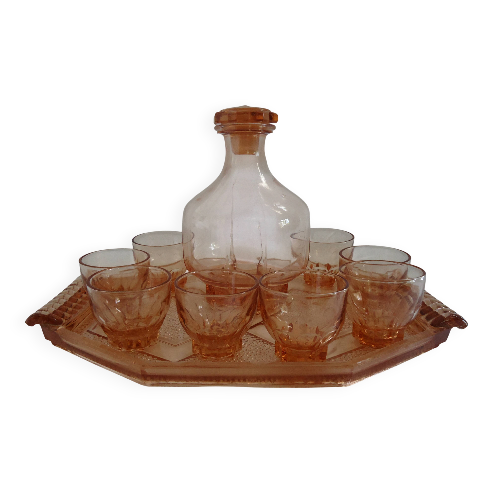 Service vintage en verre rose saumon – Carafe, 8 verres, et plateau Art Dec