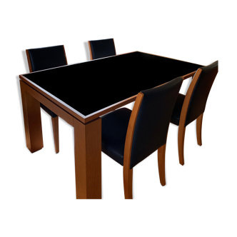 Table salle à manger avec 4 chaises