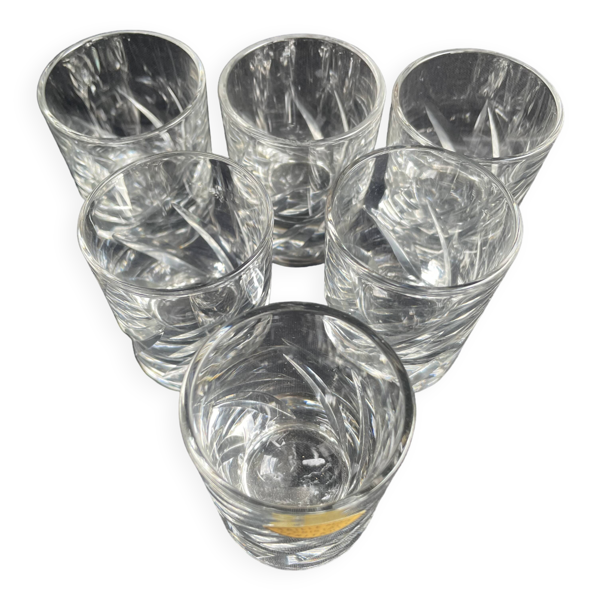 6 hand-cut crystal glasses
