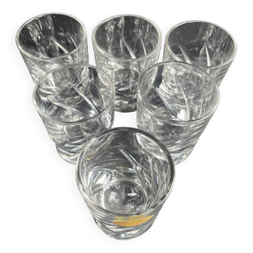 6 hand-cut crystal glasses