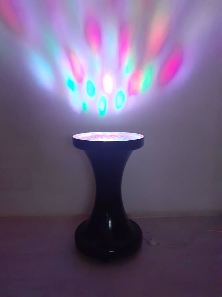 Illuminated coffee table from a nightclub, Tulip model, Space Age, Italy, 1970.