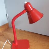 Flexible articulated desk lamp