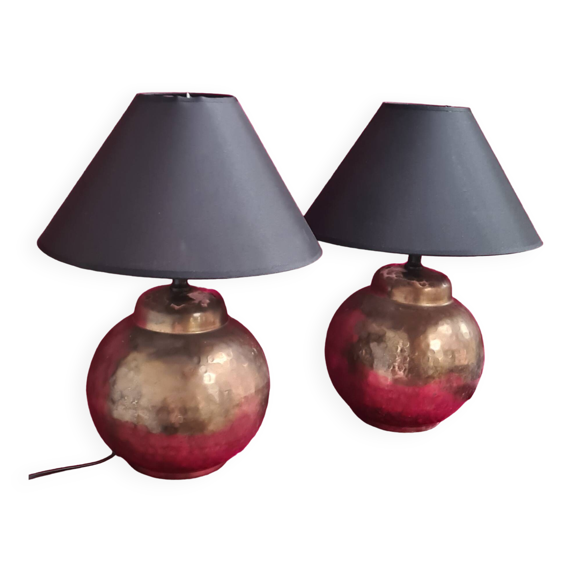 pair of hammered copper bedside lamps 41x30 very good condition elec ok
