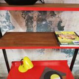 Office module with 50s shelves