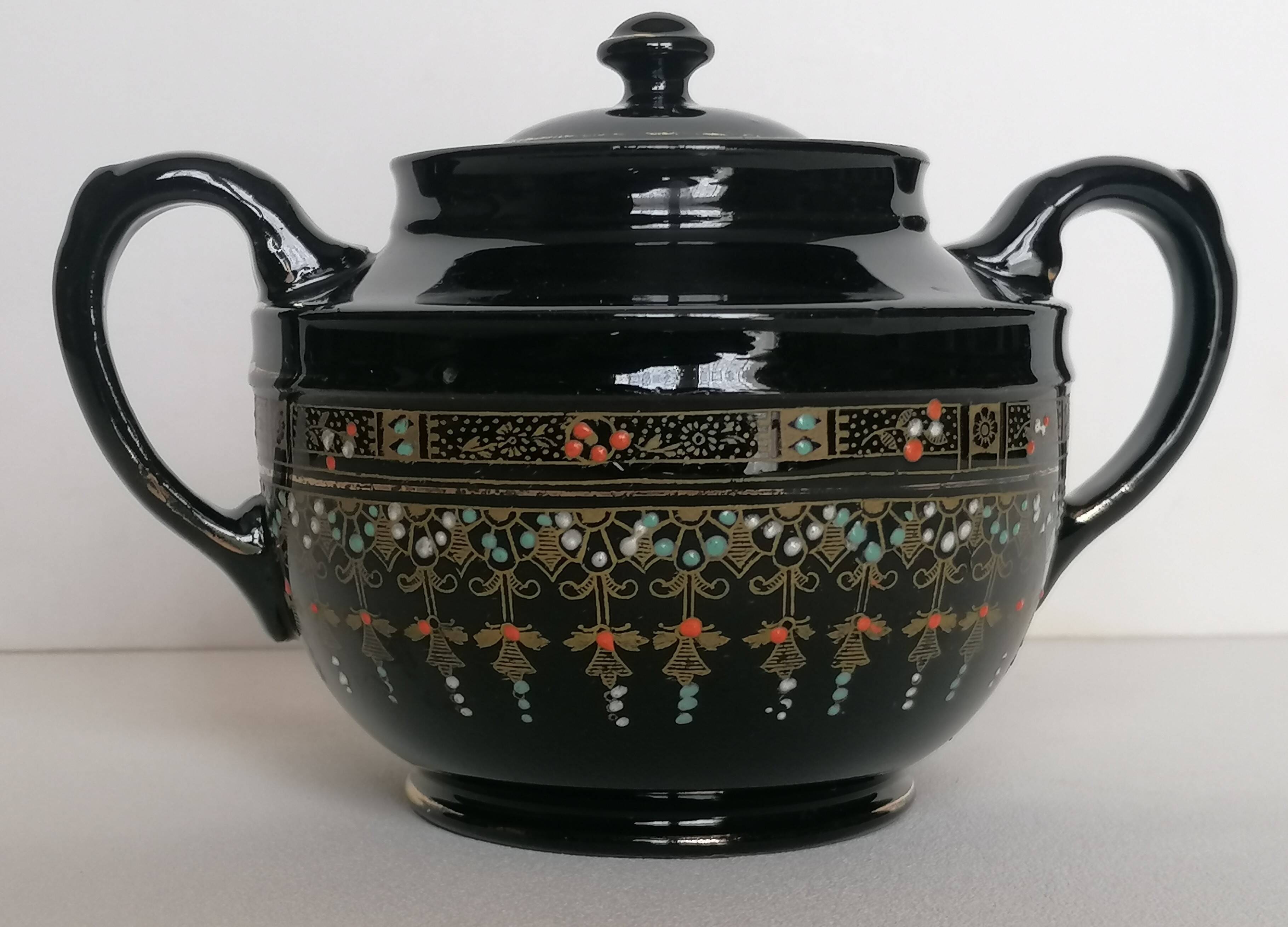 Gibson & Sons Victoria numbered enamelled faience sugar bowl