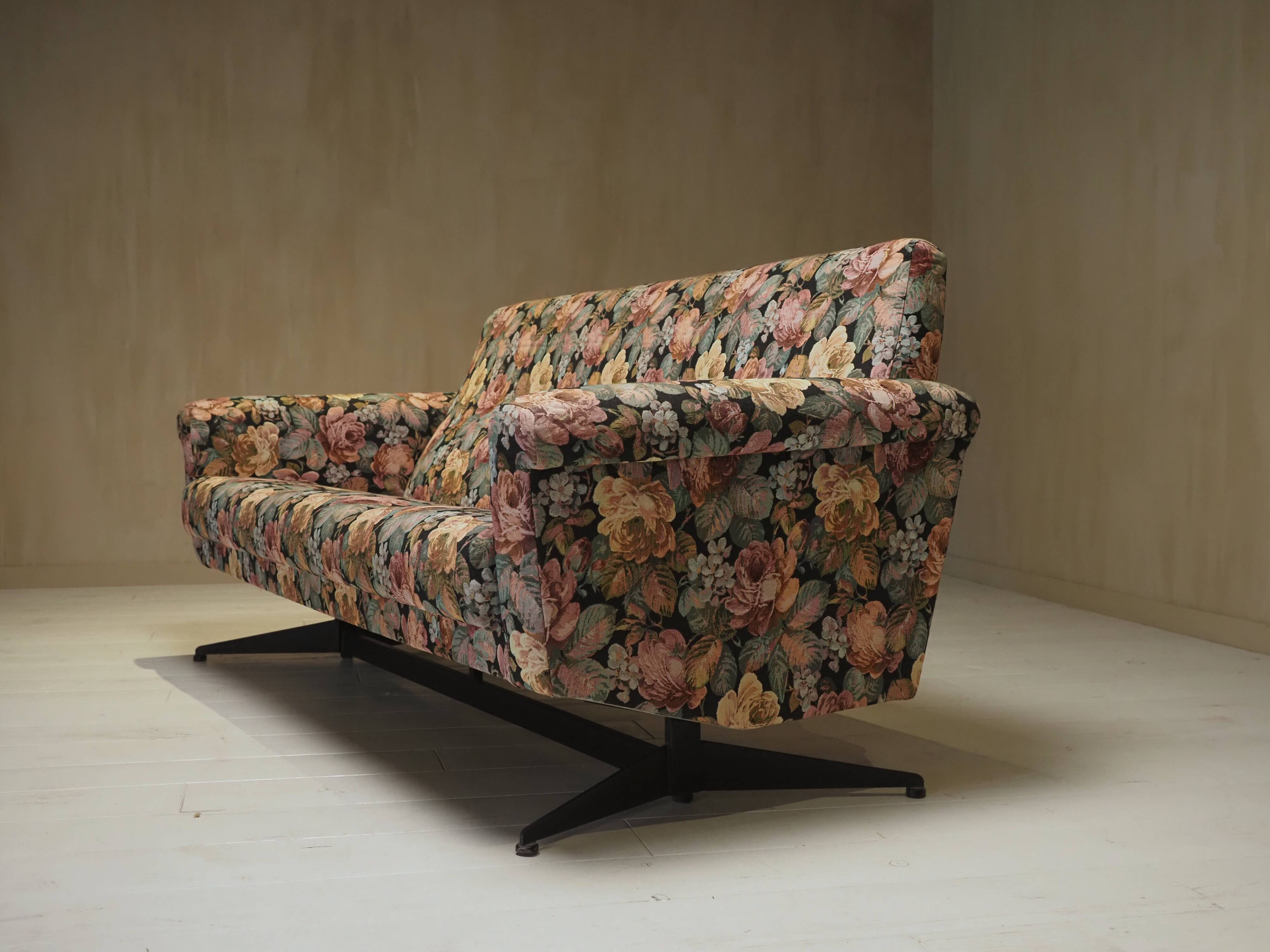 Mid-century Italian floral sofa from the 1960s.
