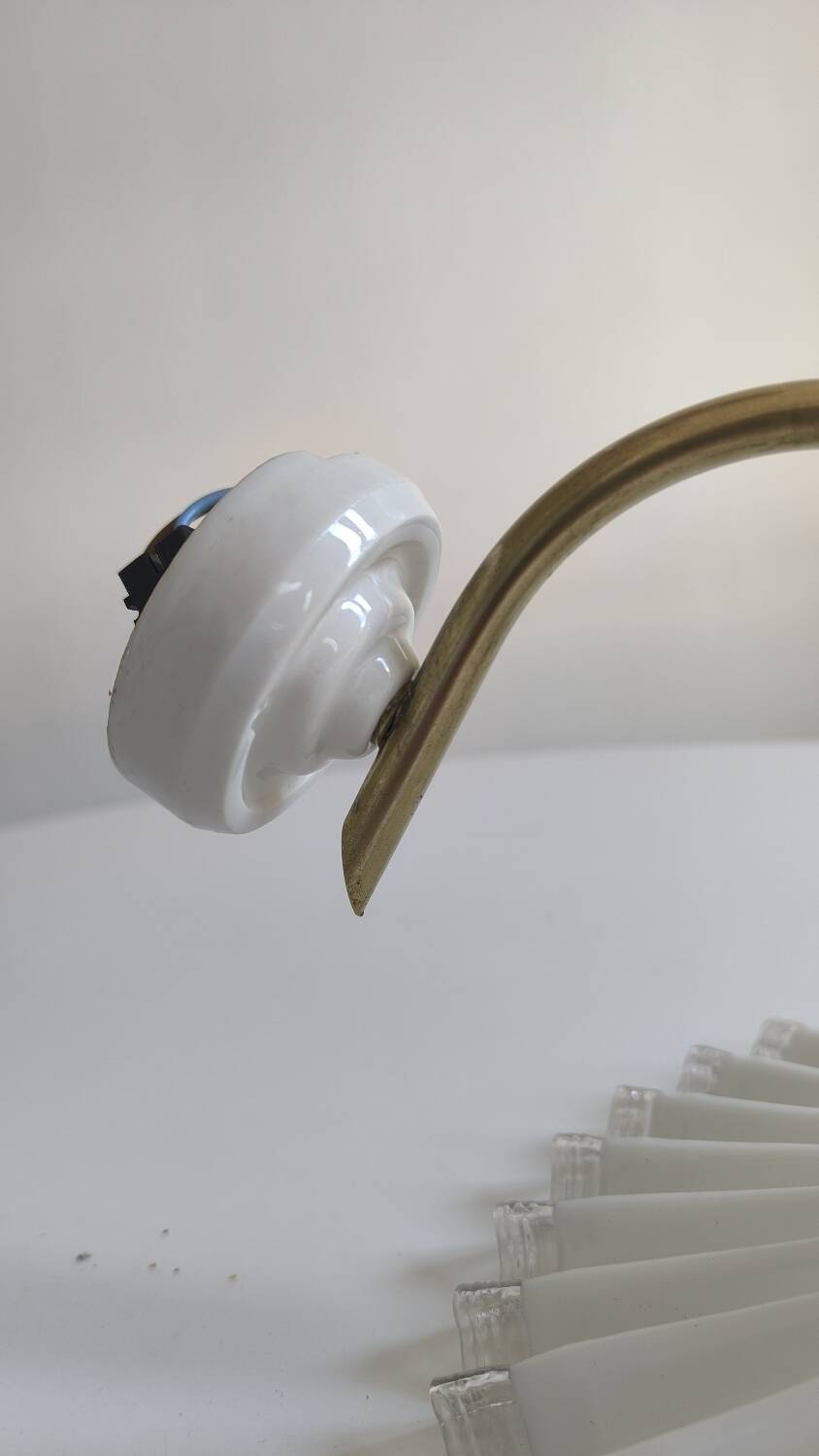 Vintage wall light in notched opaline and gilded brass