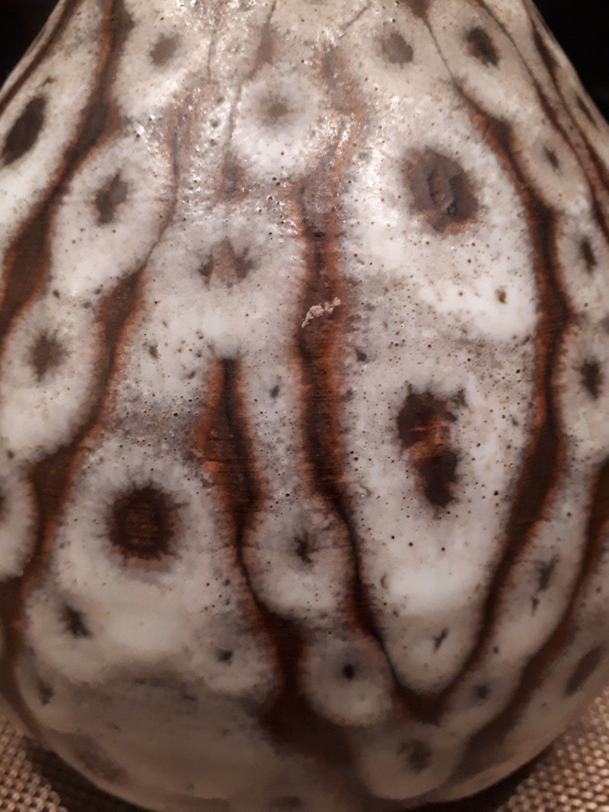 Long-necked vase from the 20s and 40s enamelled sandstone artist Tf's signature