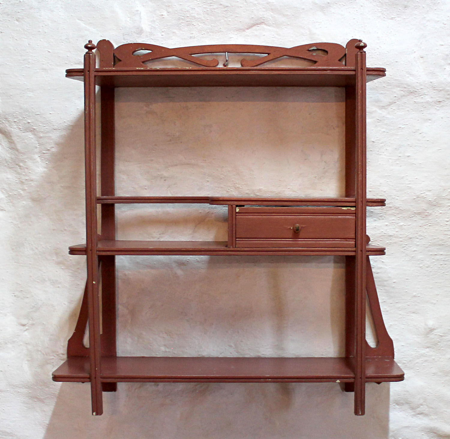 Shelf art-nouveau pink