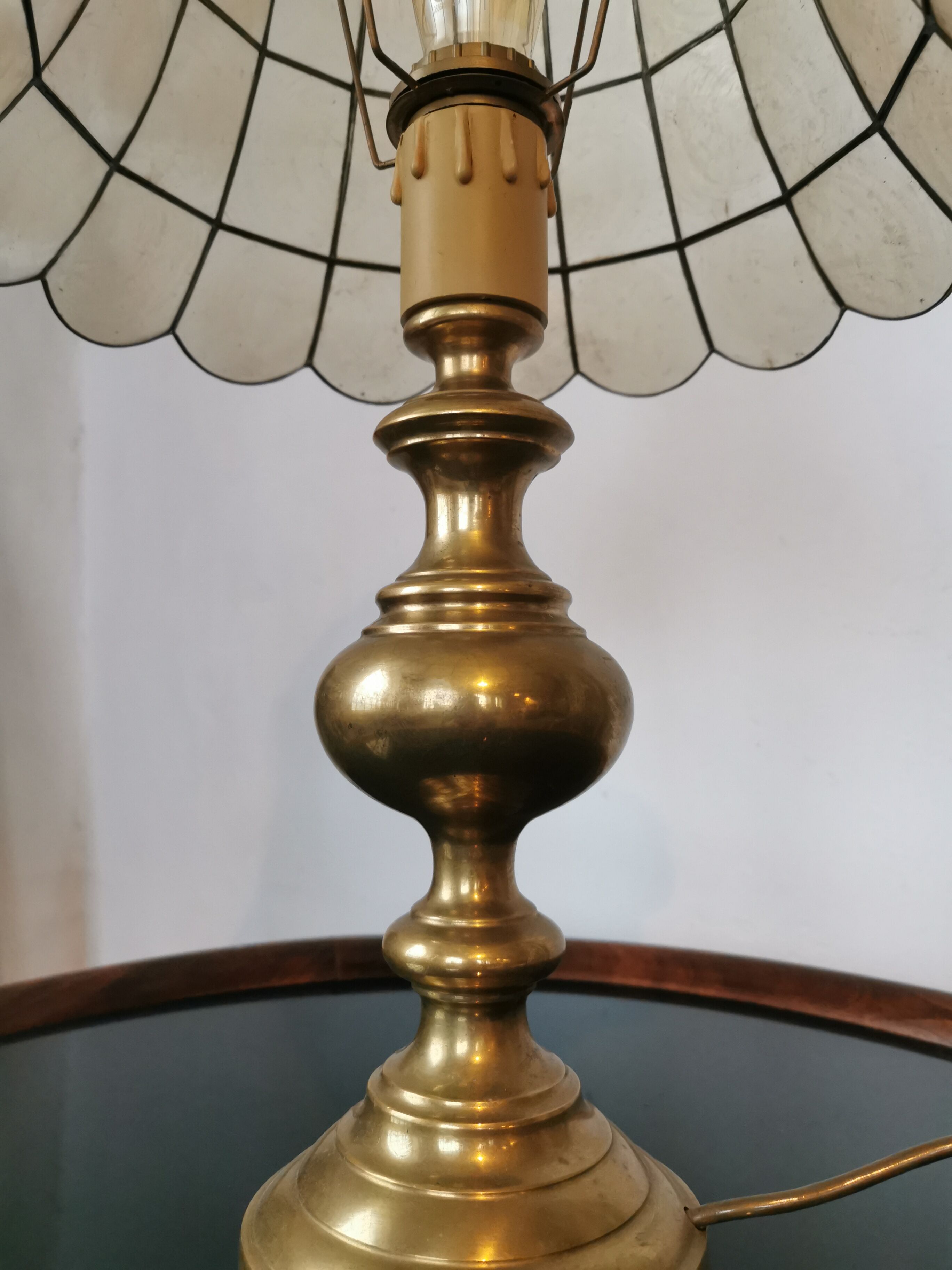 Brass lamp and mother-of-pearl lampshade circa 1970/80