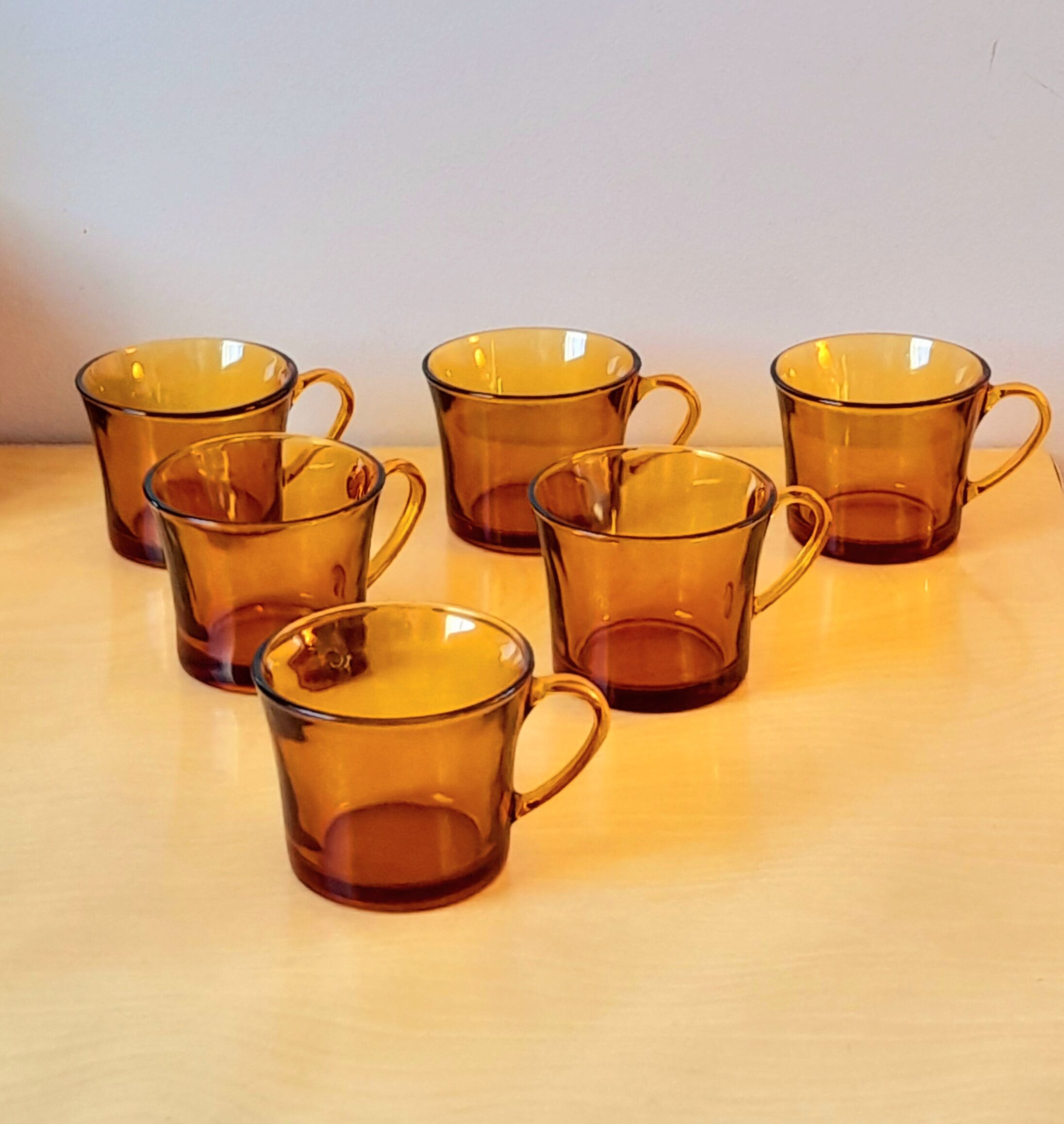 Amber arcopal cups 70s