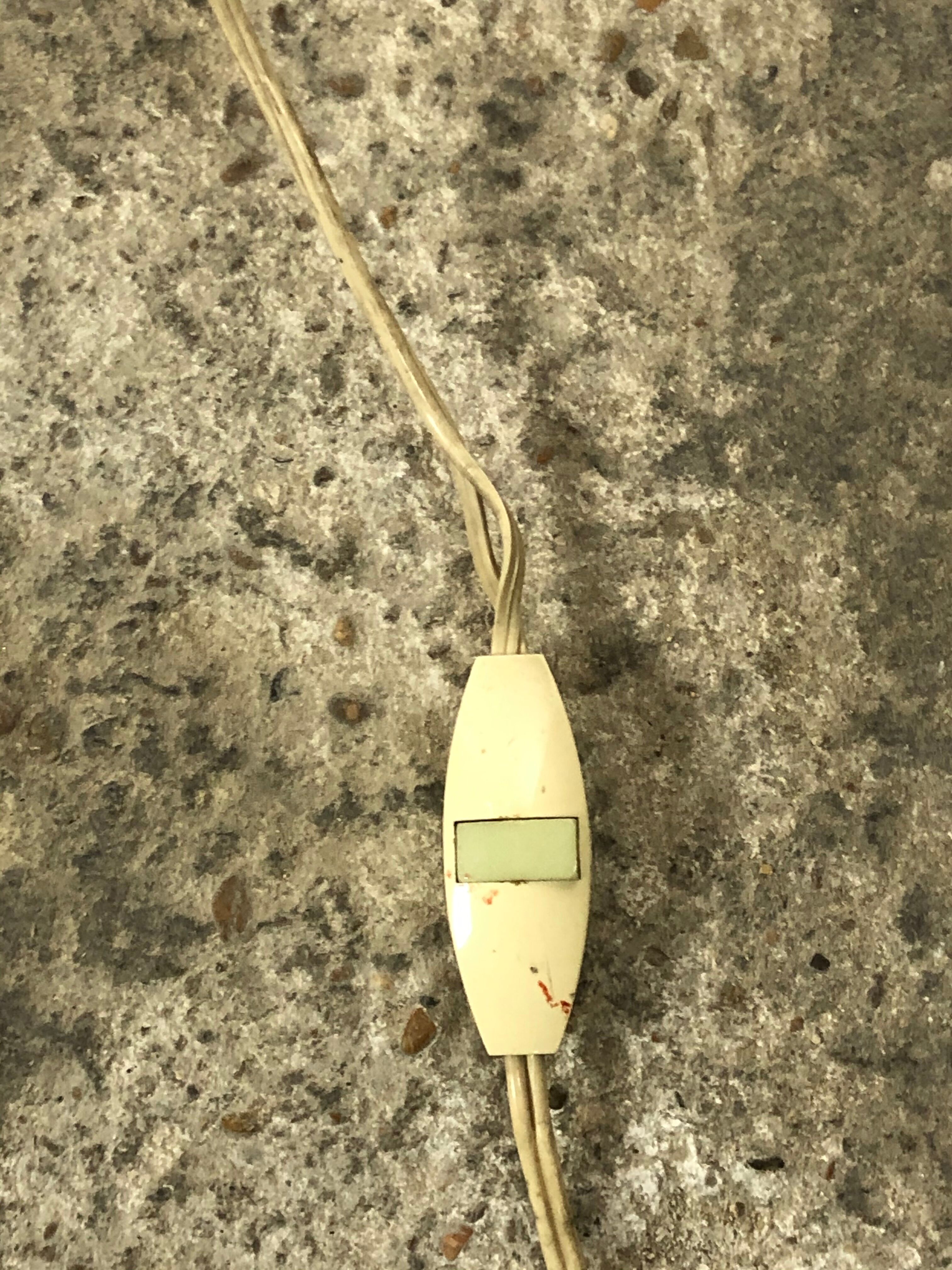Lampe sur pied articulée italie en métal laqué orange et chromé