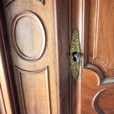 Provençal wardrobe Walnut 1850