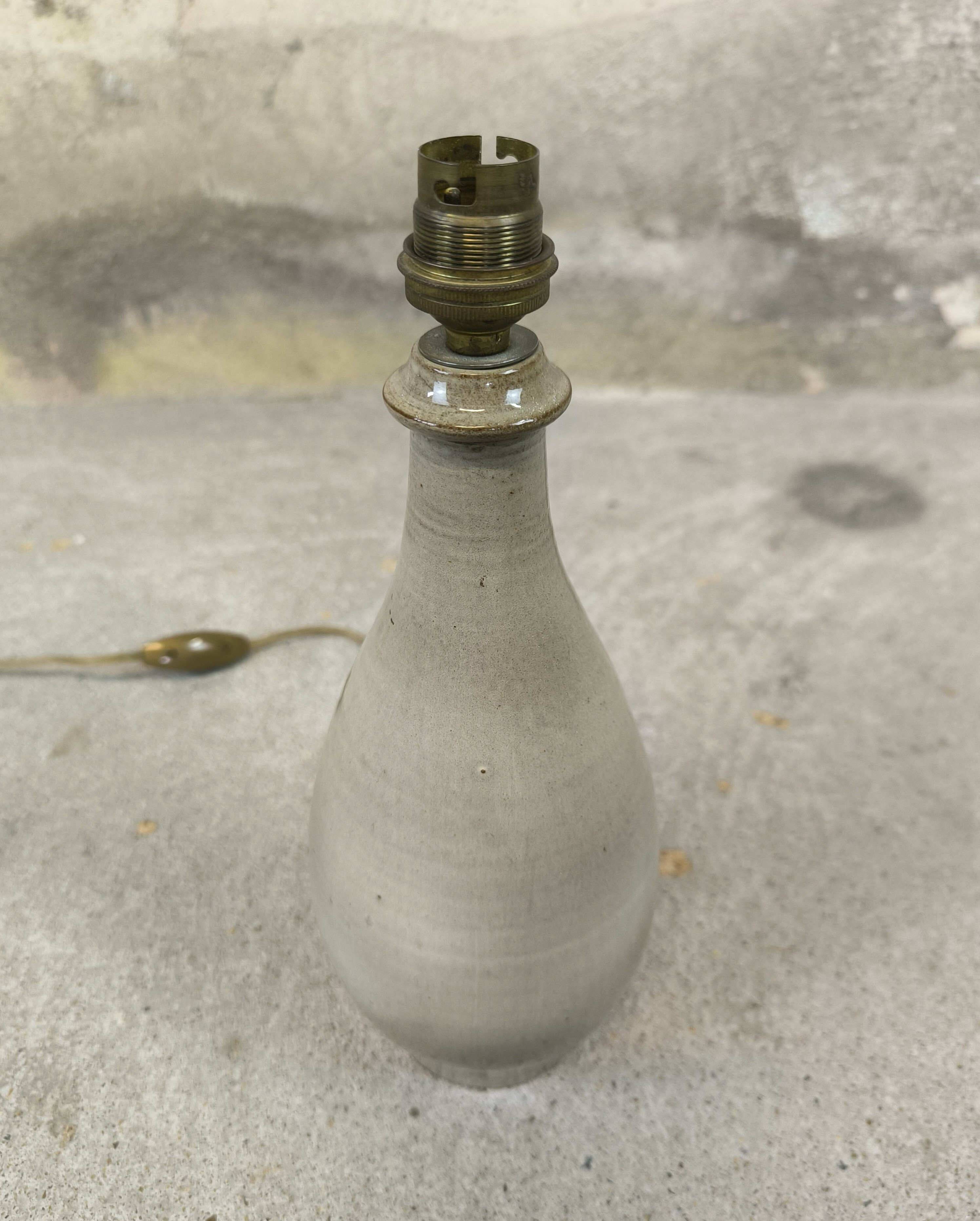 Lampe vintage en grès vernissé Jean Dubost