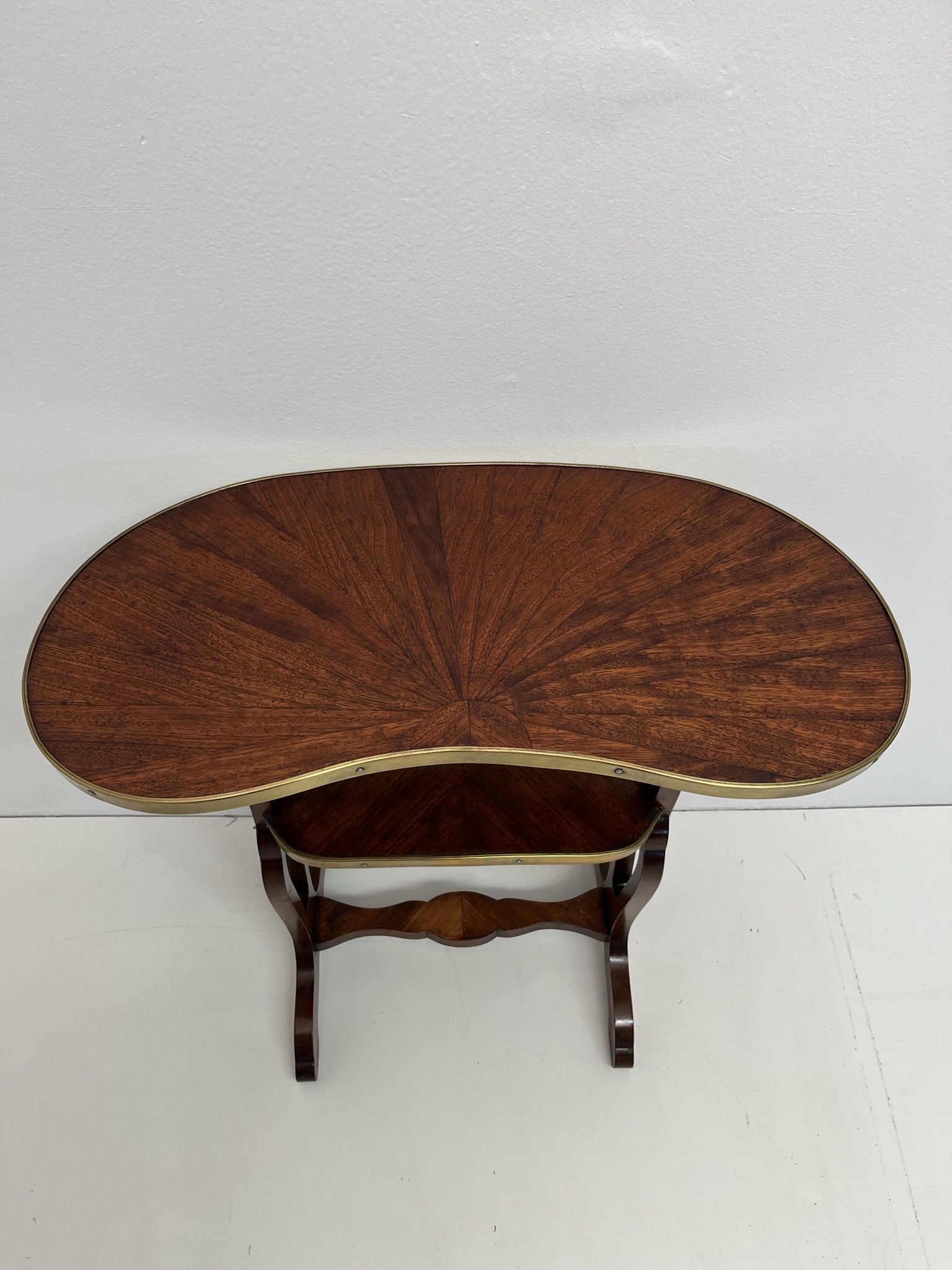 Table Desserte Rognon in Mahogany veneer, Louis XVI style