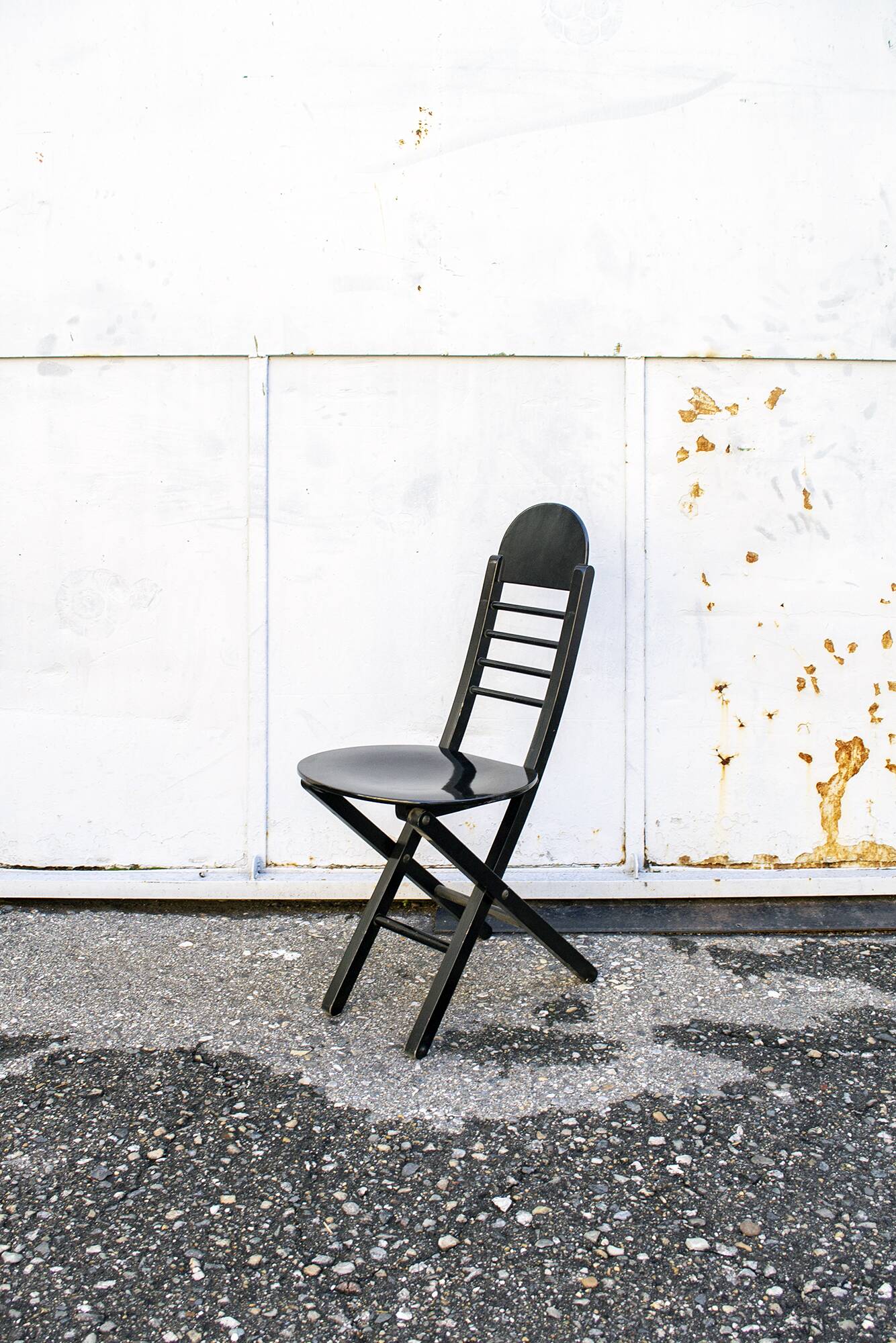 Folding wooden chairs, Italy 1960s