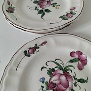 Trio d’assiettes anciennes peintes à la main