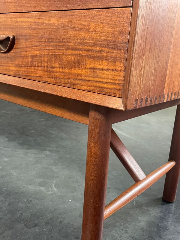 Enfilade danoise par Hvidt & Molgaard 50s