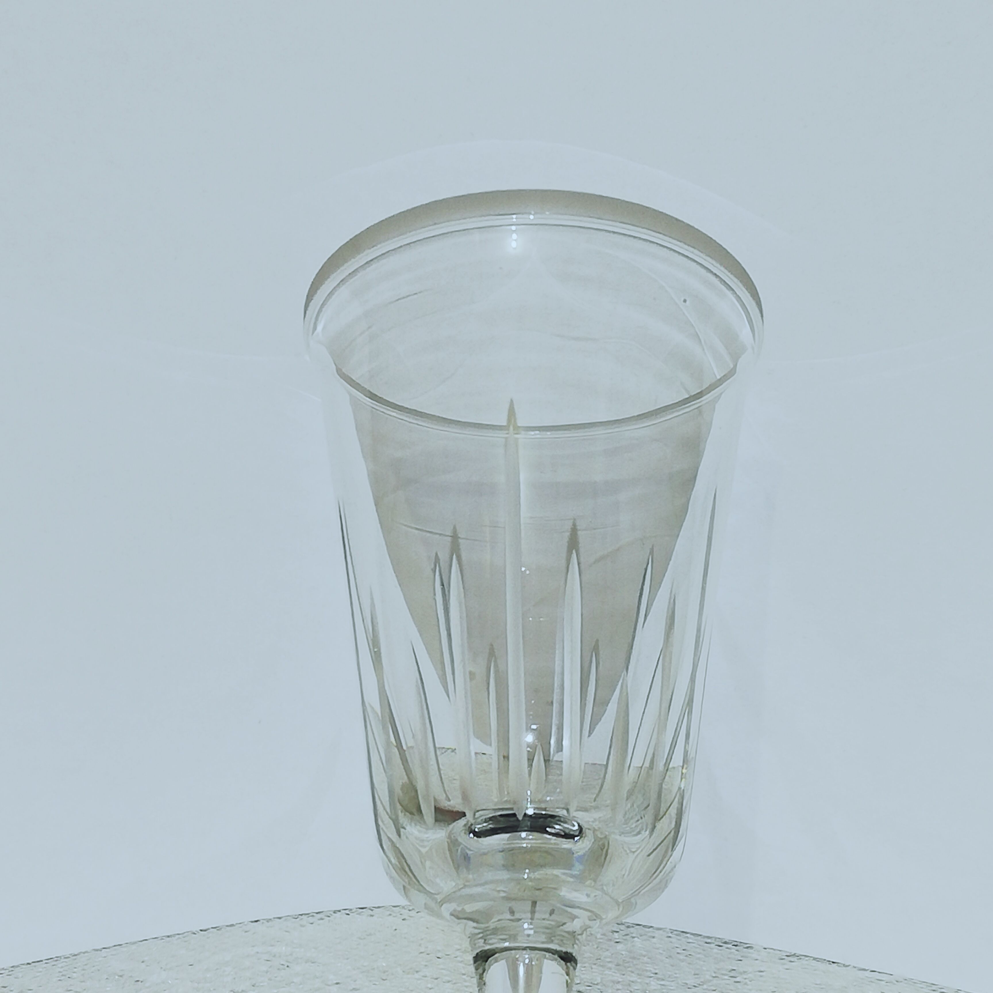 8 stemmed glasses 12.5cl