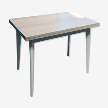 Table transformable