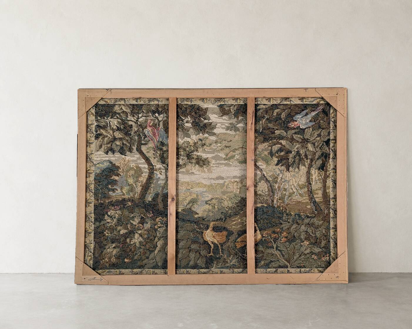 Tapisserie au petit Point Milieu XXème