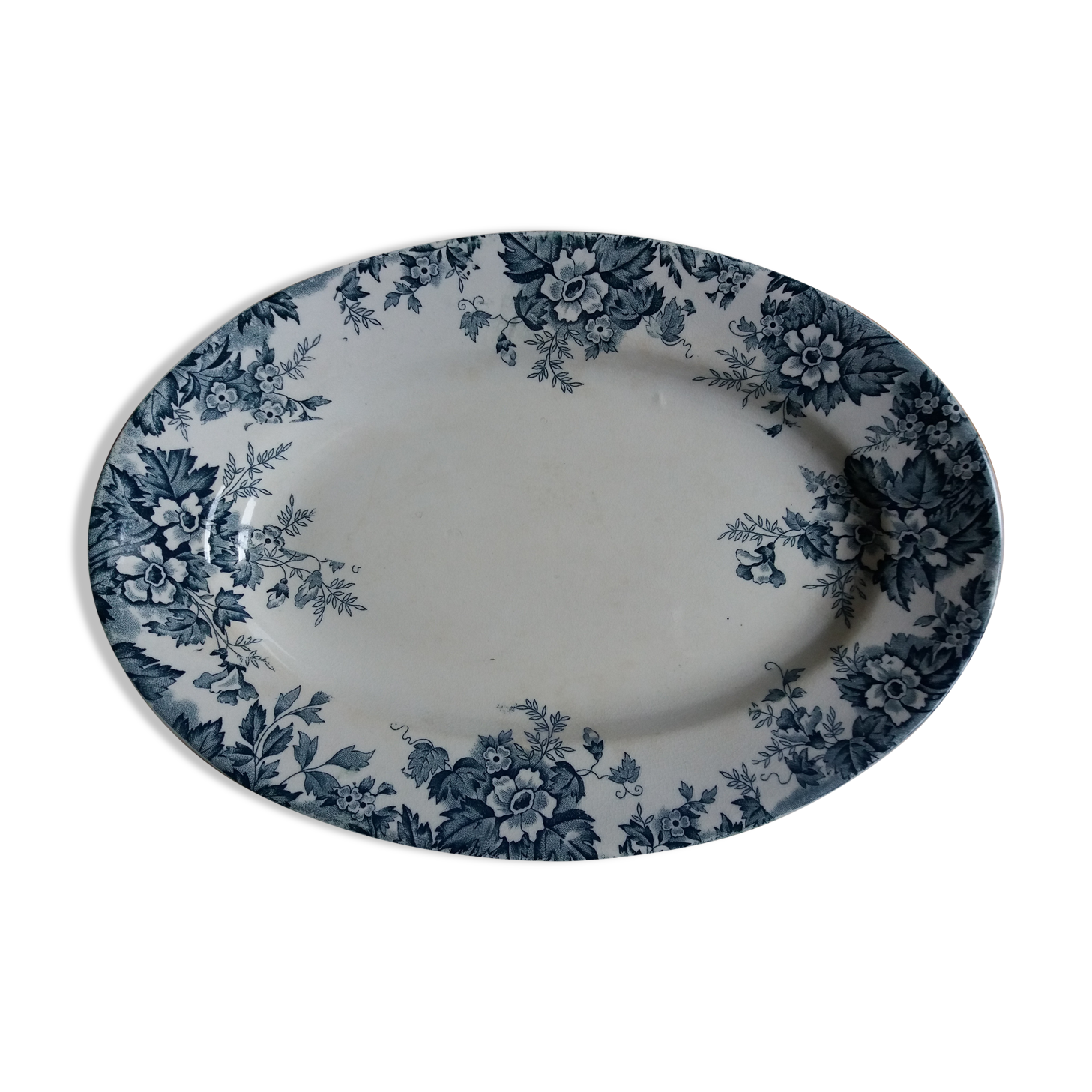 Oval dish Terre de Fer Saint Amand and Hamage model Marie-Louise