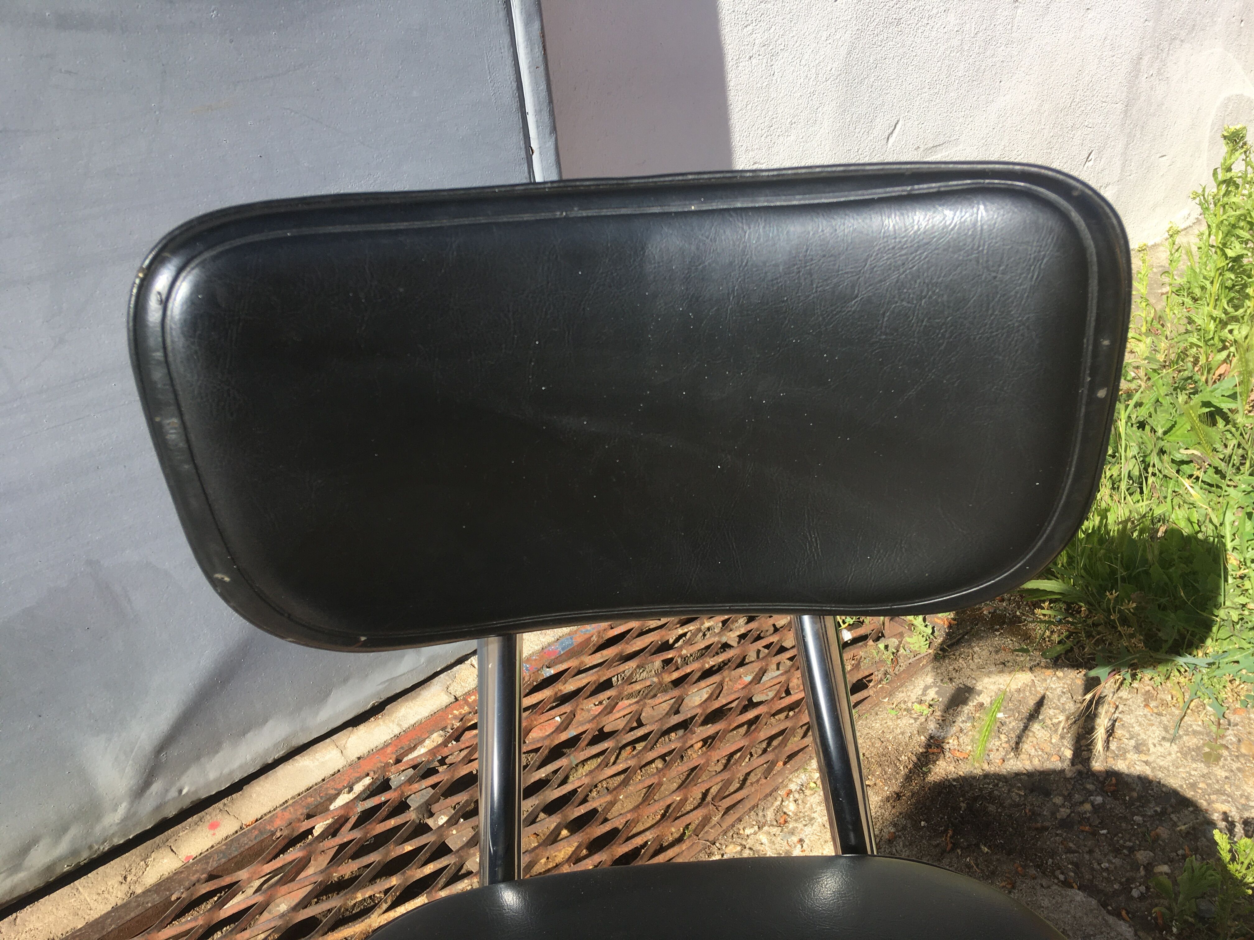 Pullman office chair