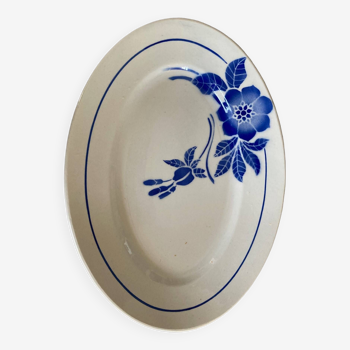 Oval dish blue flowers digoin