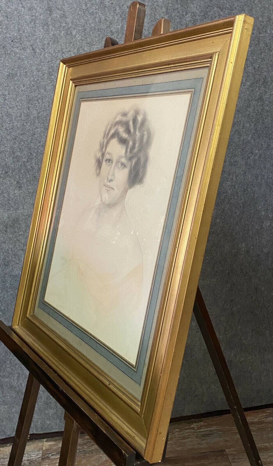 Gaston de Cirmeuse (1886-1963): Portrait of a young woman in charcoal around 1920