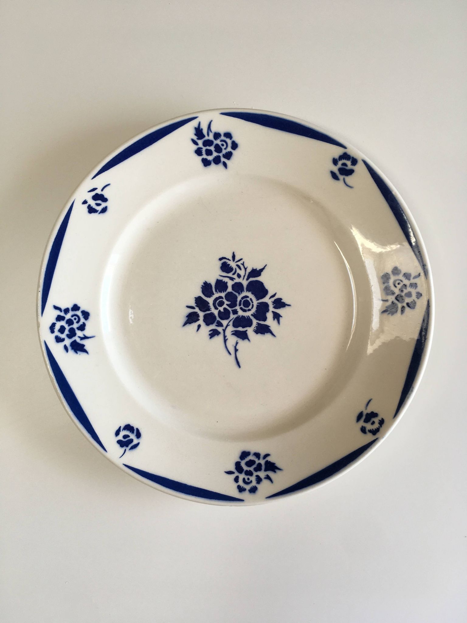 Lot de 6 assiettes en faïence vintage - années 1940-1950