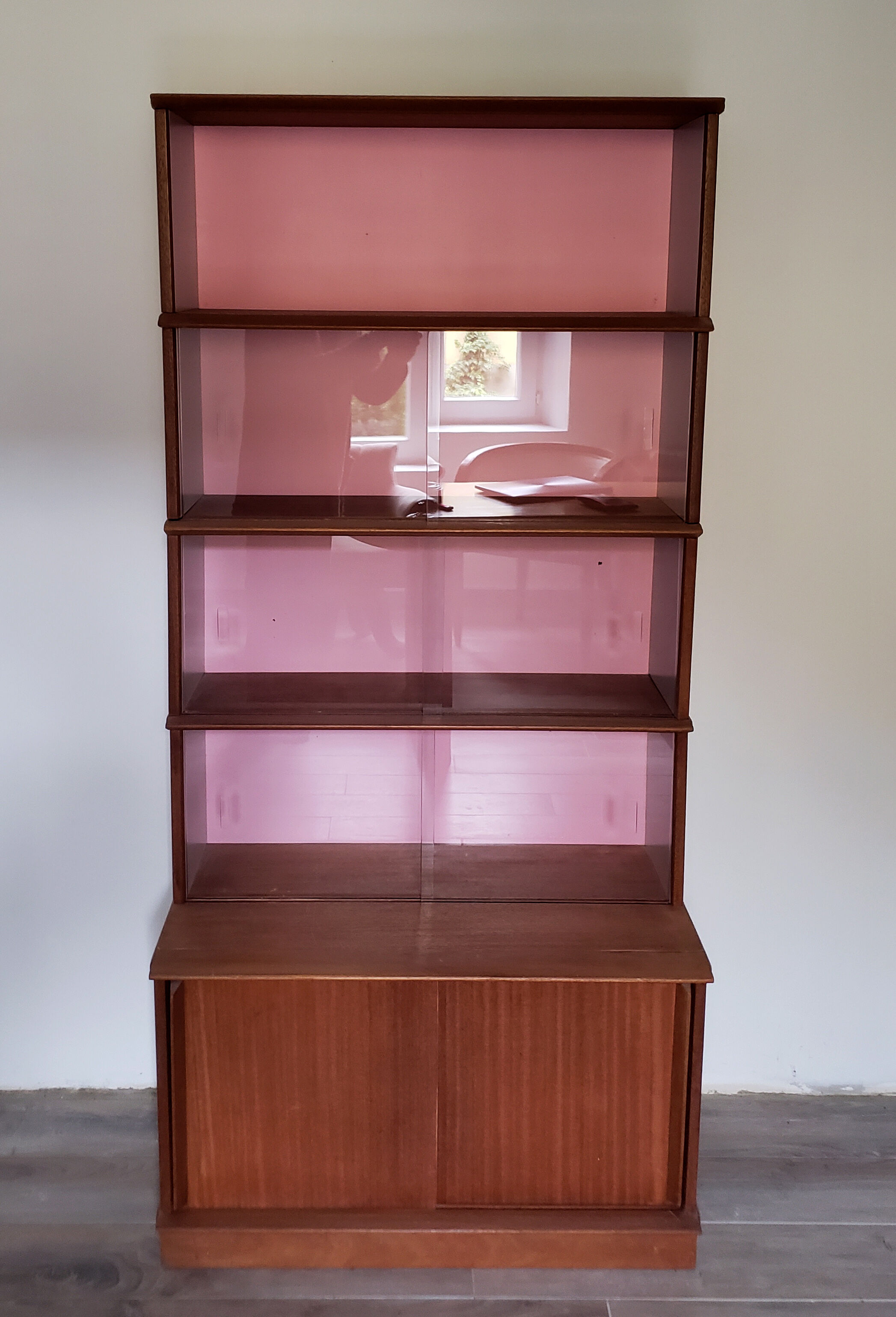 Oscar bookcase