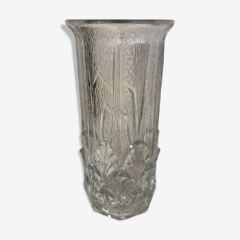 Vase en verre moulé givré années 60 70