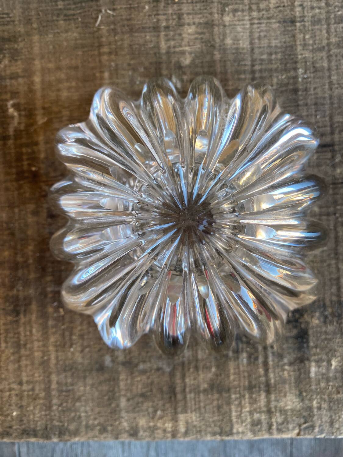 Vintage twisted crystal ashtray in the style of daum #d956