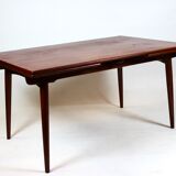 Table à manger extensible par Hans J. Wegner et fabriqué par Andreas Tuck