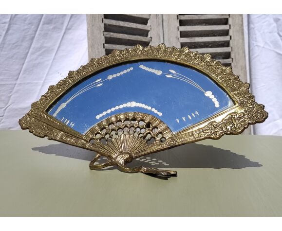 Miroir de table forme éventail gravé en bronze 39x24cm
