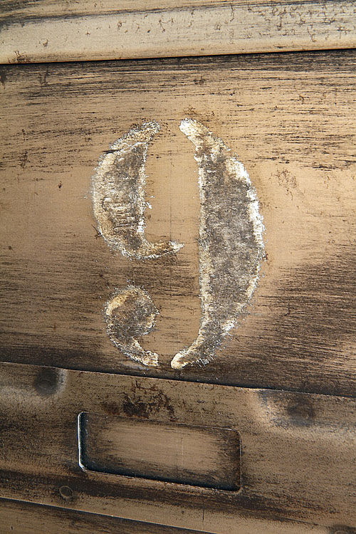 Industrial metal cloakroom 3 doors rounded corners