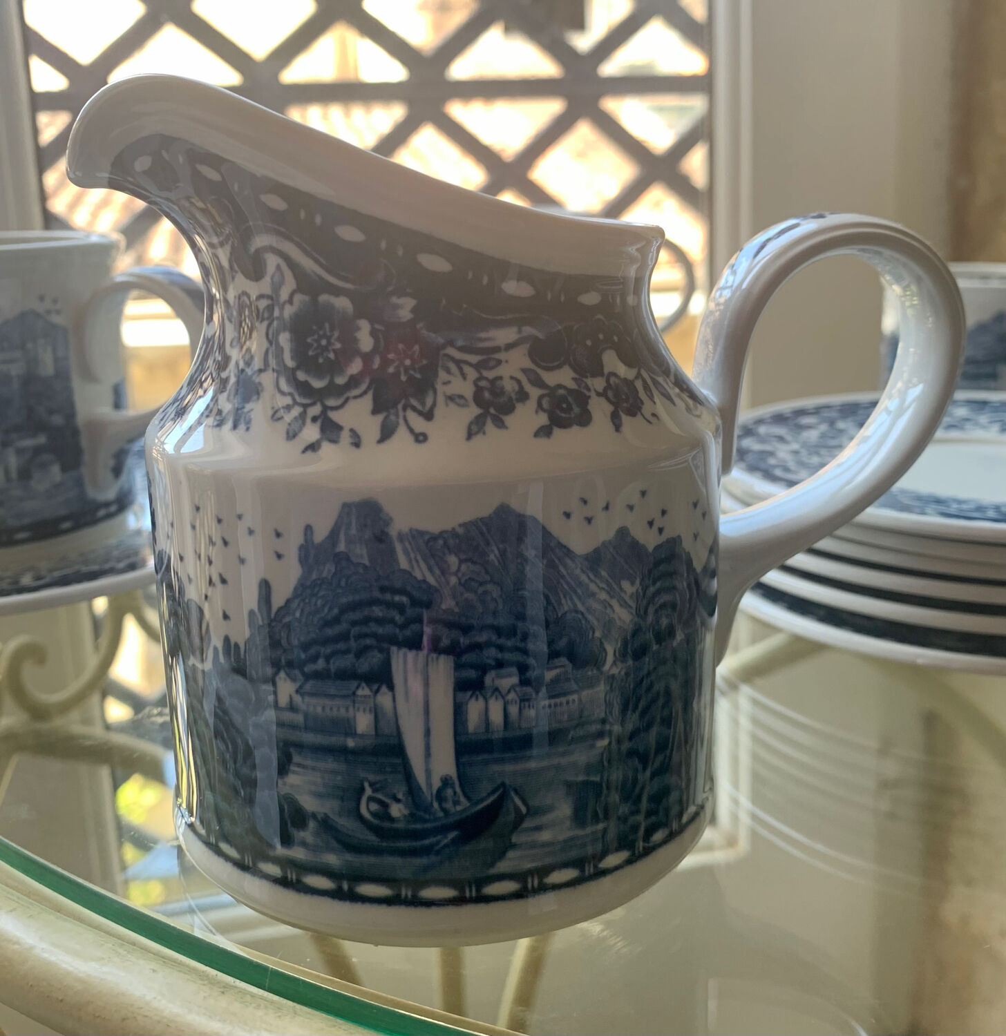 Villeroy & Boch "blue castle" breakfast service