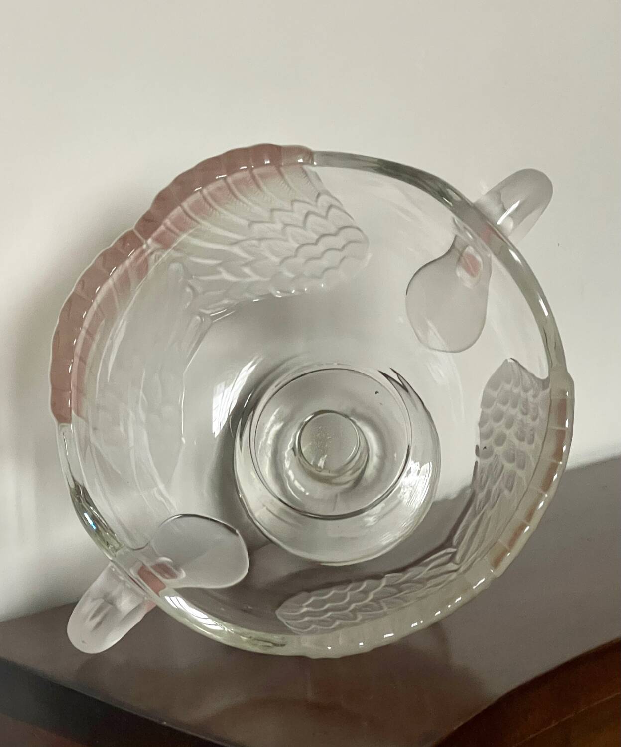 Moulded glass swan bowls