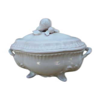 1 white faience vegetable from Moustiers atelier Lallier