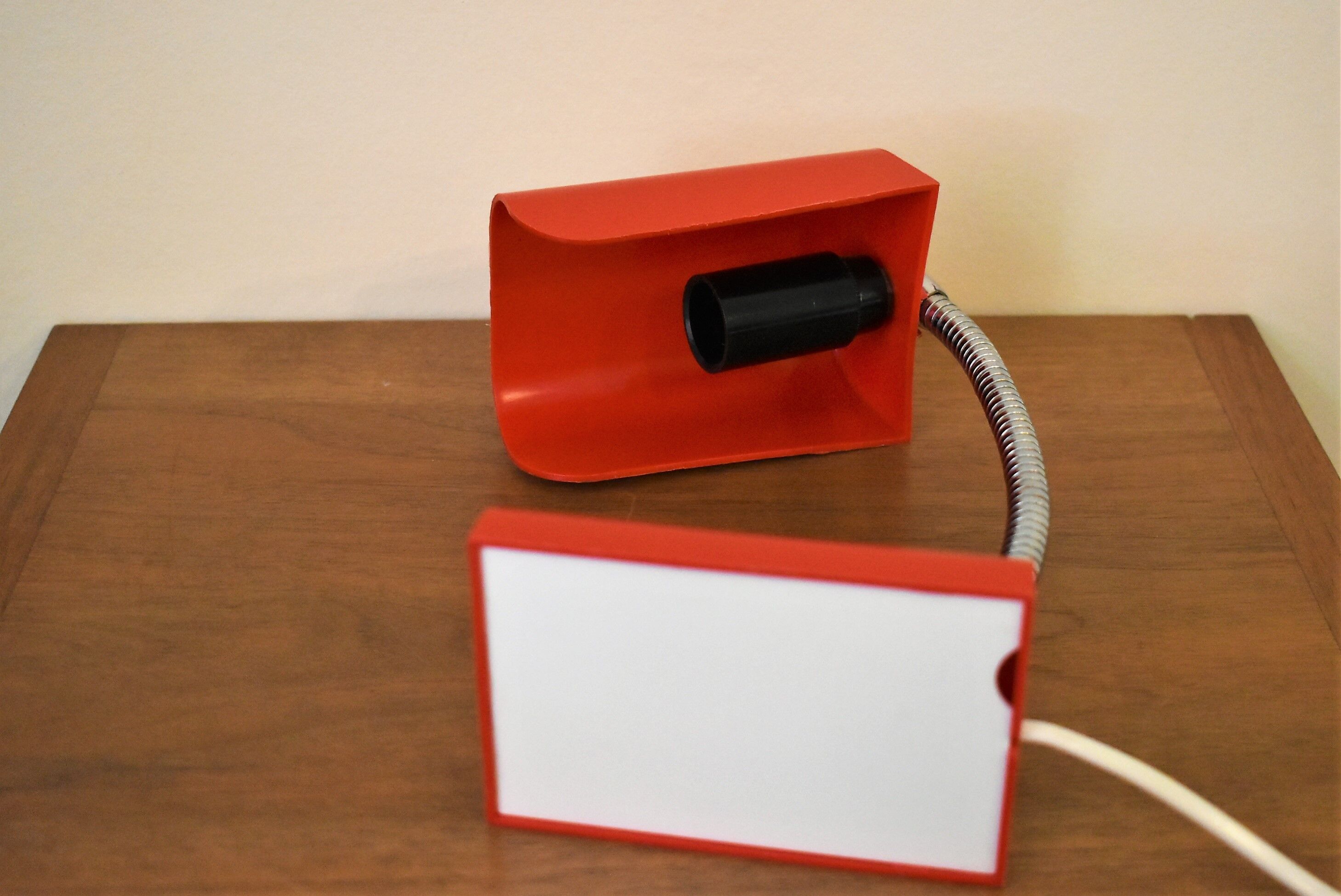 Red vintage Office lamp