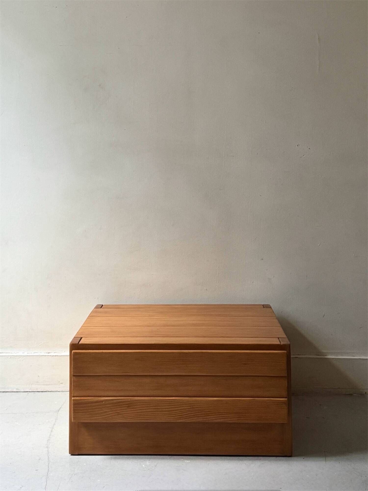 Low bedside table, accent table in elm wood, Maison Regain, France 1970.