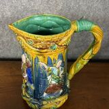 Slip jug attributed to Minton (England)