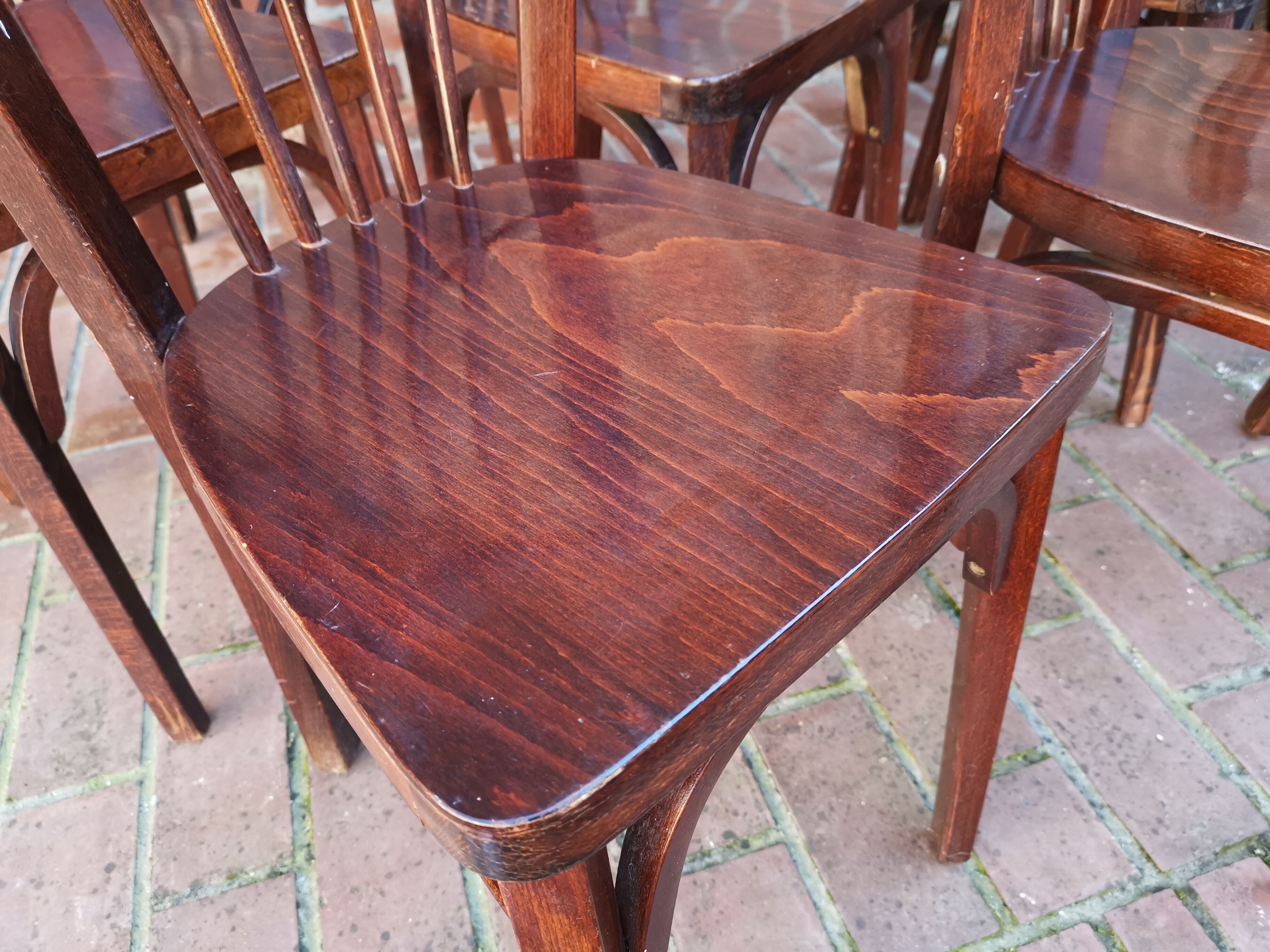 Lot de chaises Baumann N°12
