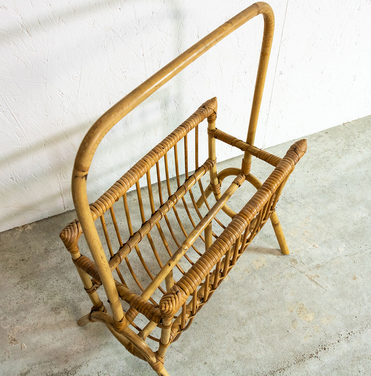 Ratin magazine holders