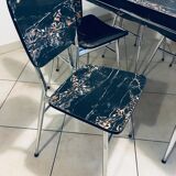Dining table and 4 formica chairs