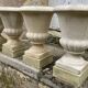 4 Médicis vases in concrete and 4 bases
