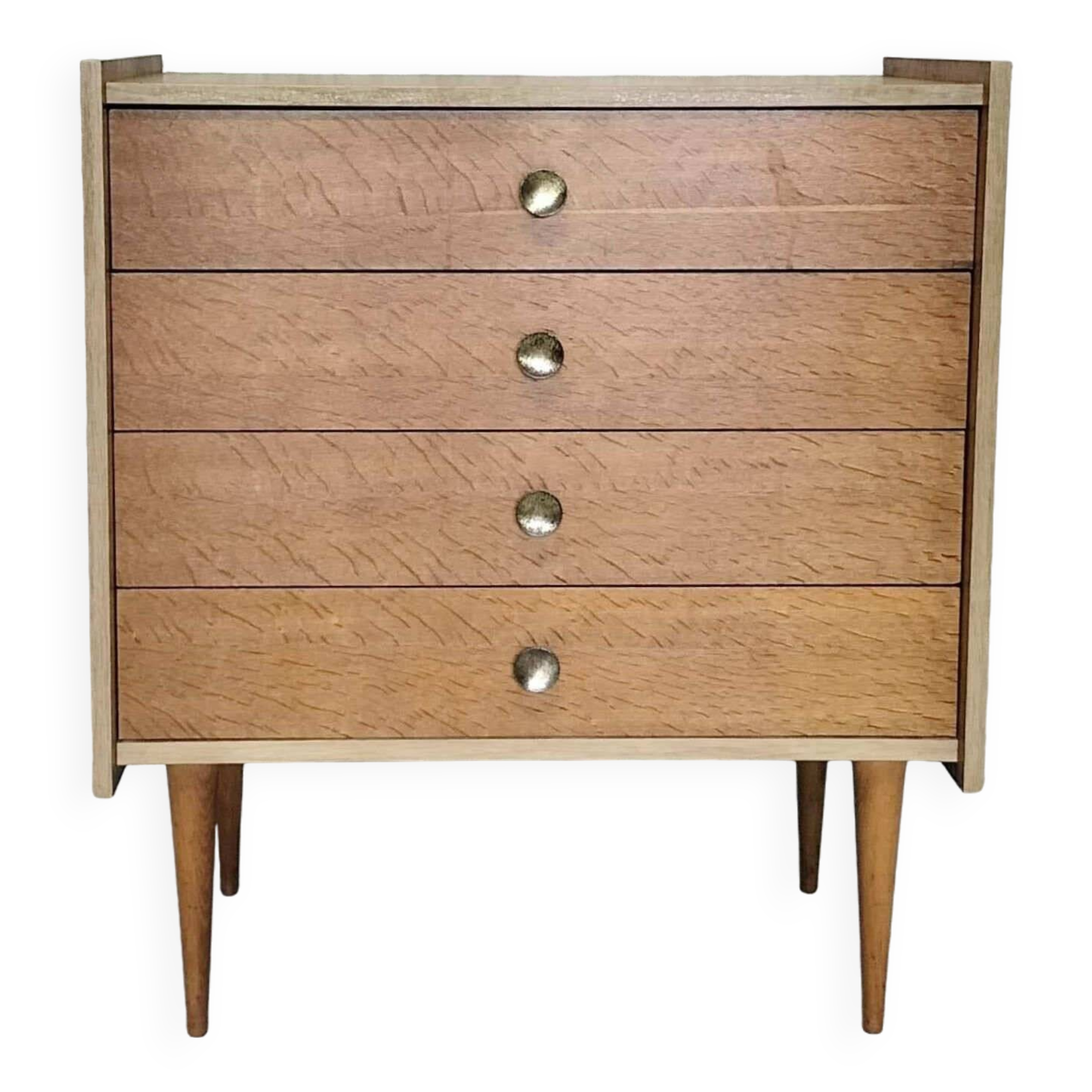 Small vintage chest of drawers.