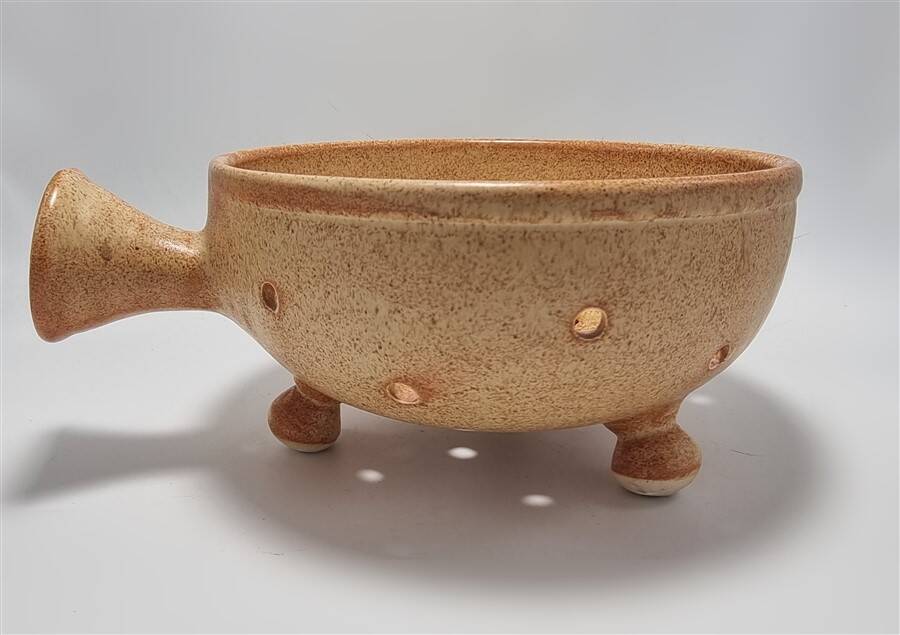 Ceramic colander